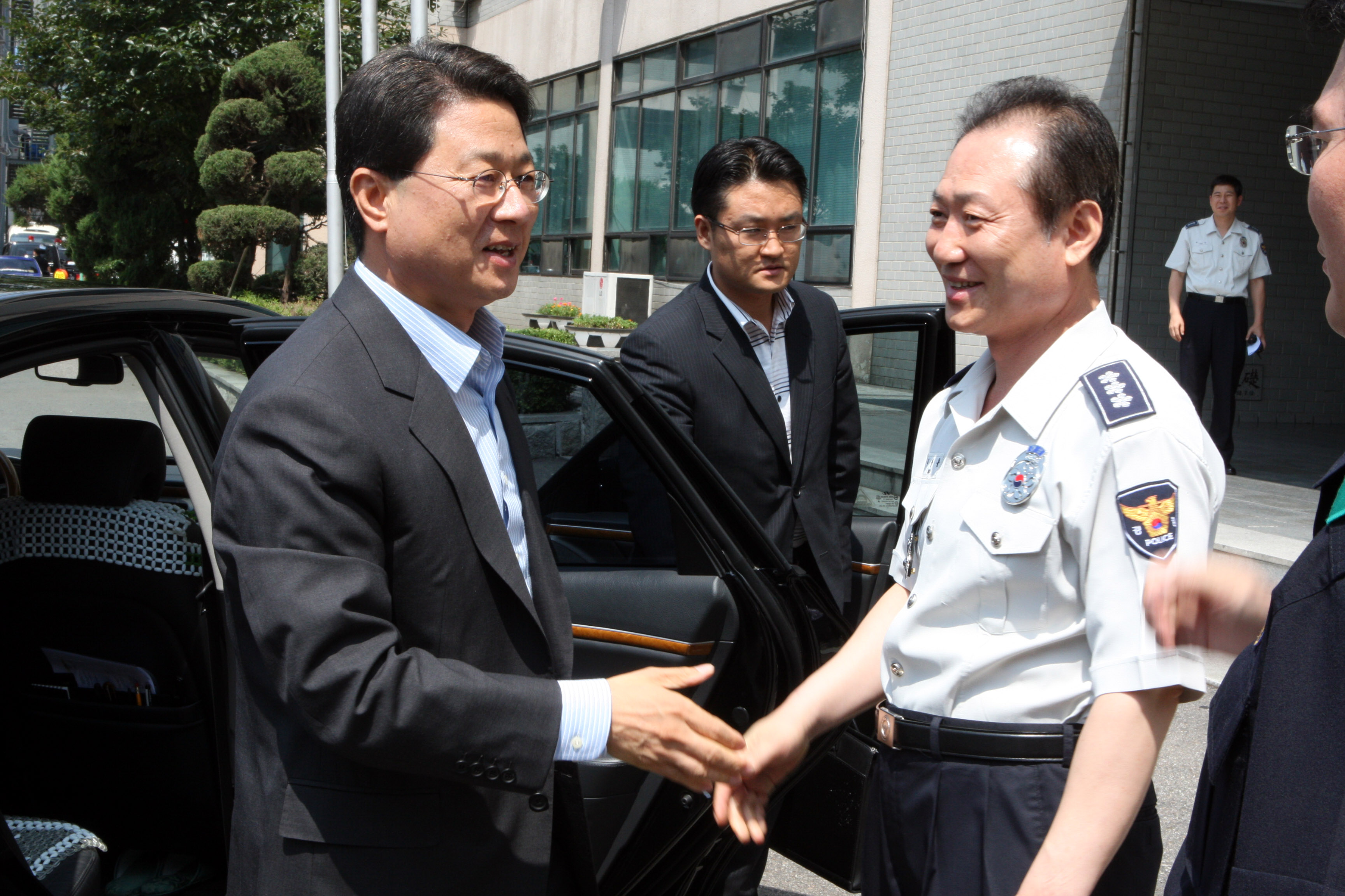 이달곤 장관, 서울경찰청 기동본부 전·의경 격려 방문