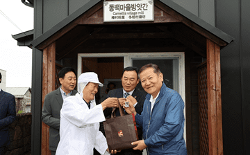 이상민 장관, '고향올래' 시책사업 마을 현장 방문