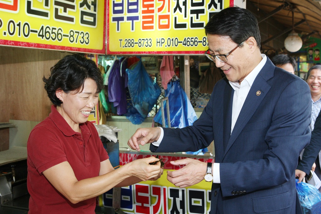 김성렬 차관, 추석맞이 전라북도 전주시 남부시장 방문
