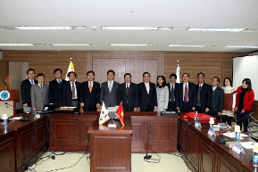 Vietnamese Minister of Home Affairs meets minister