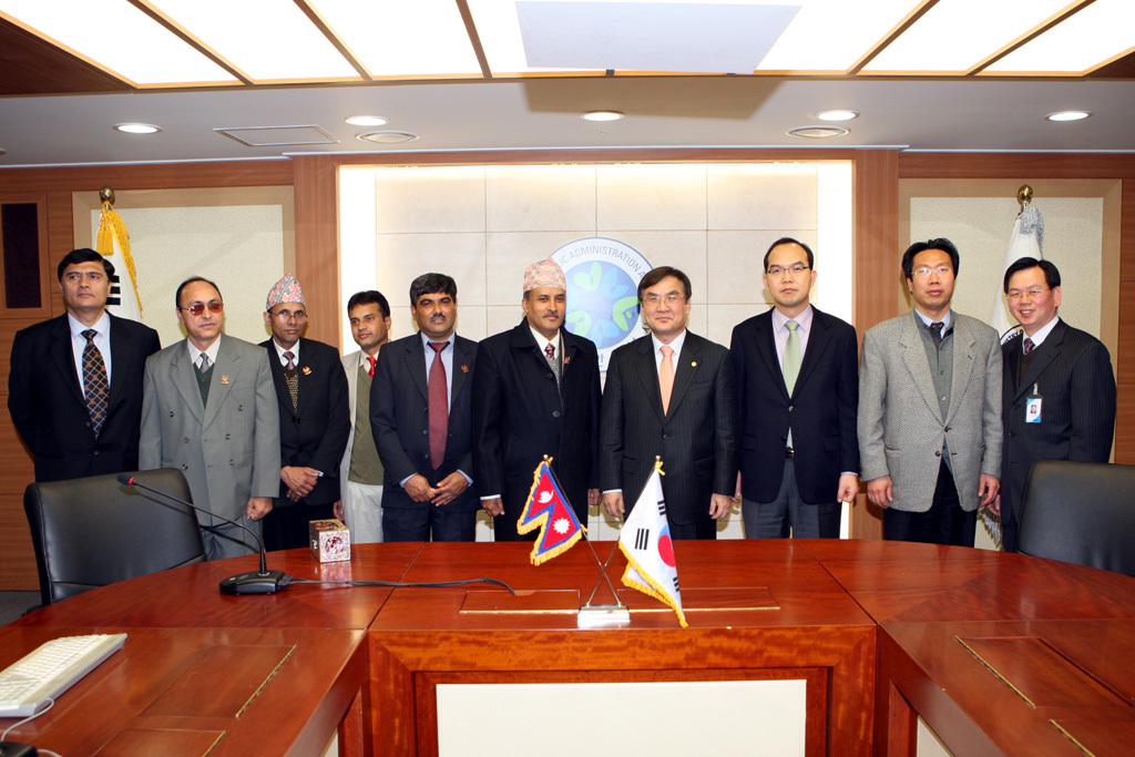 Nepal delegation visits MOPAS