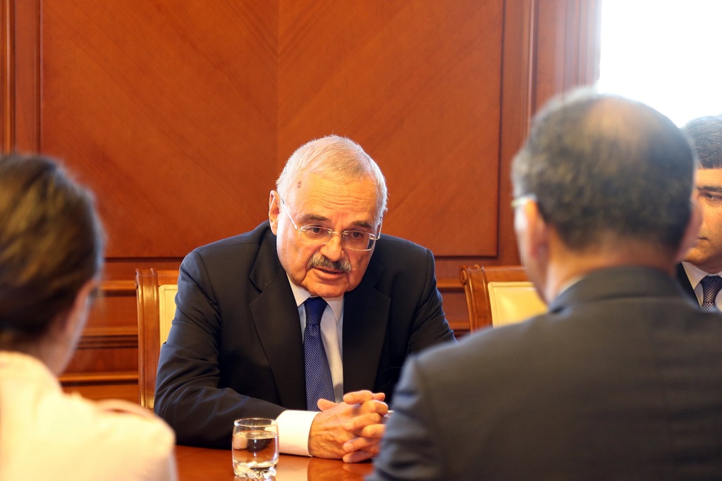 Meeting between Minister Hong and H.E. Prime Minister Rasizade of the Republic of Azerbaijan