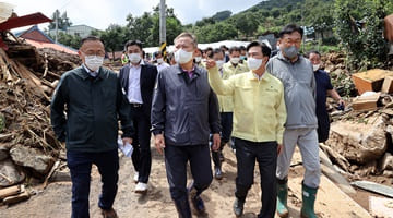 Lee Sang-min, Minister of the Interior and Safety, on-site inspection of areas damaged by heavy rainfall