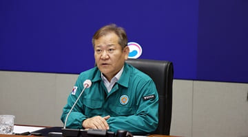 Minister Lee Sang-min at the initial situation report meeting of the 2023 Ulchi civil defense drill