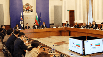 윤호중 행안부 장관, 불가리아 공공행정연구소 방문