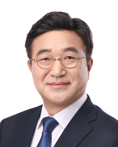 Yun Hojung